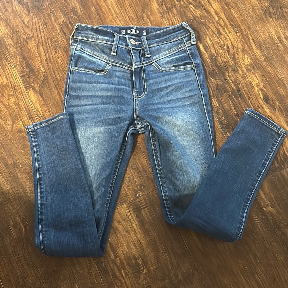 Hollister high rise crop supper skinny jeans
